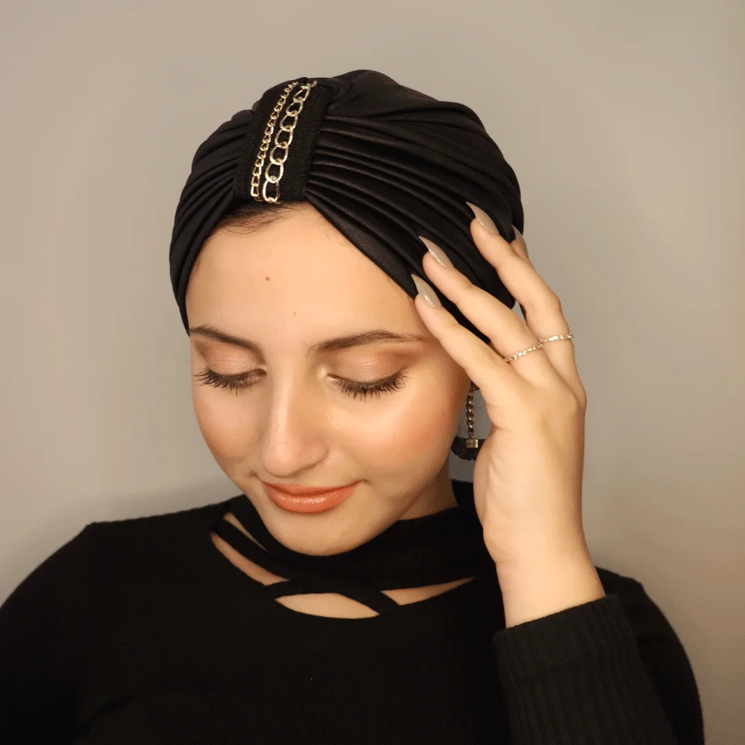 Leather-effect chain turban - Image 2